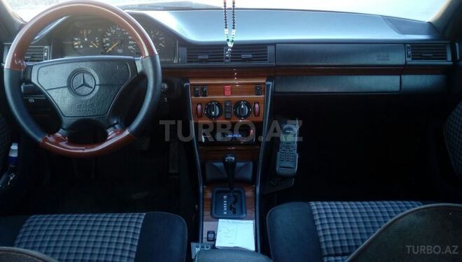 Mercedes E 300 1994, 569,000 km - 3.0 l - Şirvan