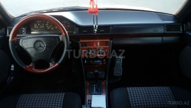 Mercedes E 300 1994, 569,000 km - 3.0 l - Şirvan