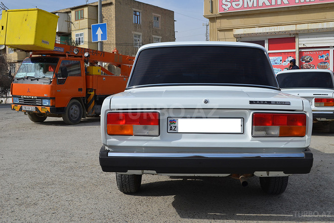 LADA (VAZ) 2107 2011, 30,000 km - 1.6 l - Bakı