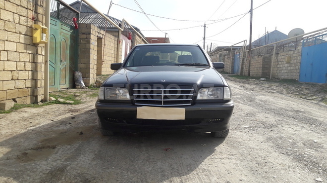 Mercedes C 220 1999, 255,000 km - 2.2 л - Bakı