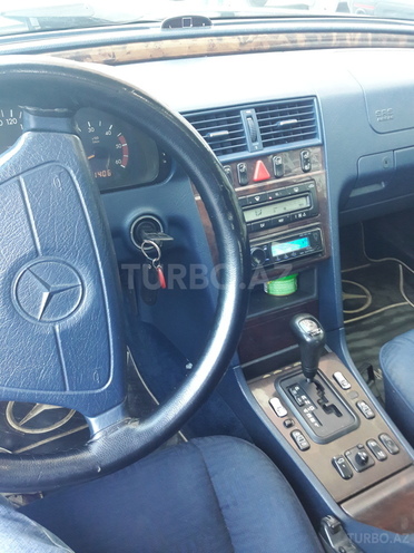Mercedes C 220 1998, 481,000 km - 2.2 l - Bakı