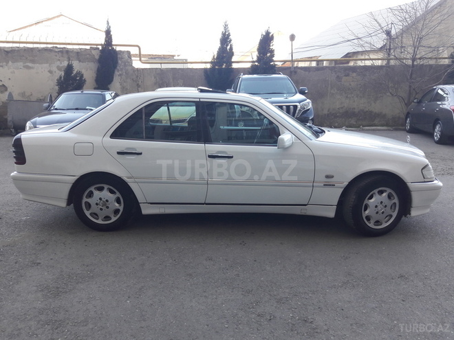 Mercedes C 220 1998, 481,000 km - 2.2 l - Bakı