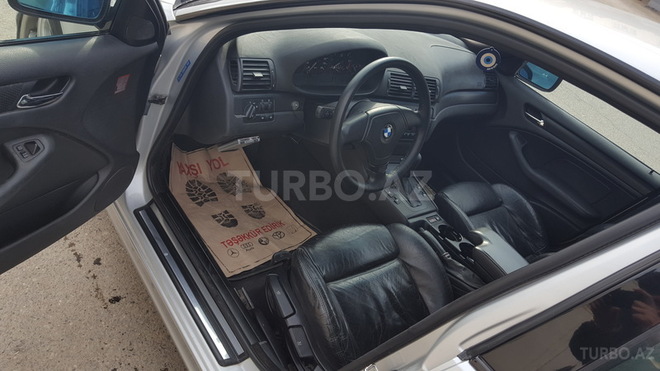 BMW 320 2000, 238,000 km - 2.0 l - Bakı