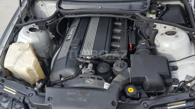 BMW 320 2000, 238,000 km - 2.0 l - Bakı