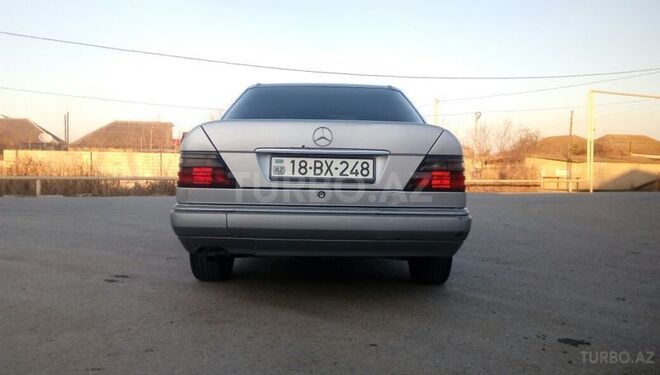 Mercedes E 300 1994, 569,000 km - 3.0 l - Şirvan