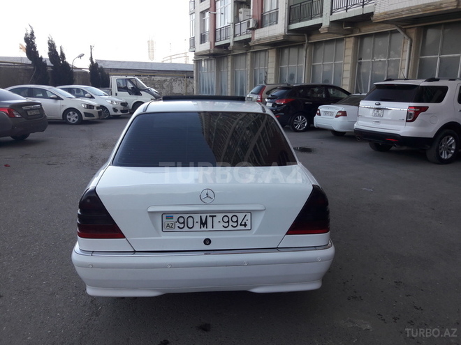 Mercedes C 220 1998, 480,000 km - 2.2 л - Bakı