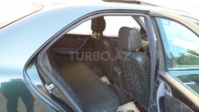 Mercedes E 220 2000, 258,419 km - 2.2 л - Bakı