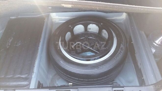 Mercedes E 280 1999, 215,000 km - 2.8 l - Bakı