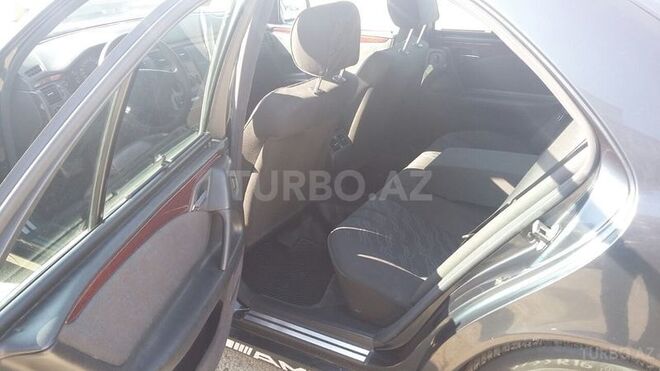 Mercedes E 280 1999, 215,000 km - 2.8 l - Bakı