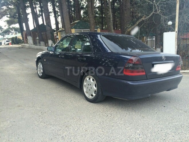 Mercedes C 220 1999, 250,000 km - 2.2 л - Bakı