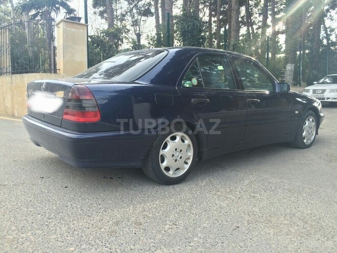 Mercedes C 220 1999, 250,000 km - 2.2 л - Bakı