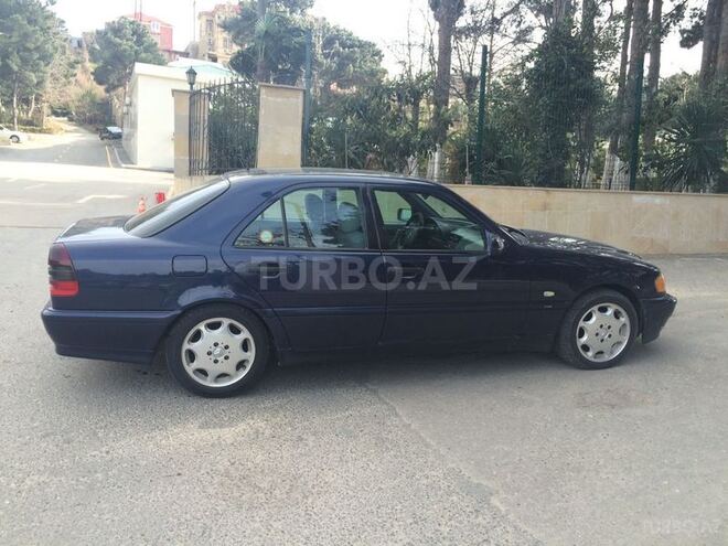 Mercedes C 220 1999, 250,000 km - 2.2 л - Bakı