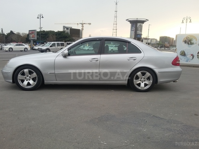 Mercedes E 270 2002, 288,707 km - 0.3 l - Bakı