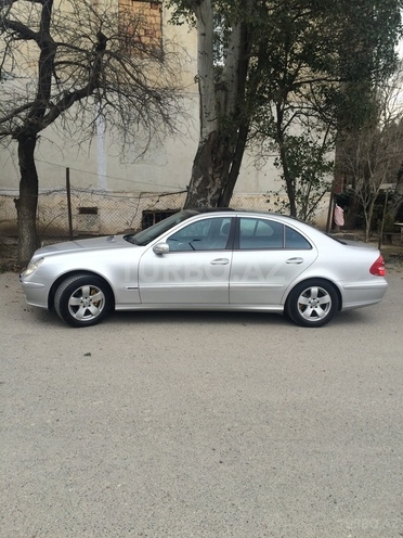 Mercedes E 240 2002, 207,000 km - 2.6 l - Bakı