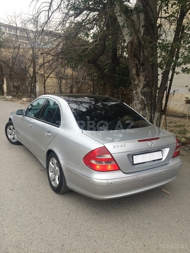 Mercedes E 240 2002, 207,000 km - 2.6 l - Bakı