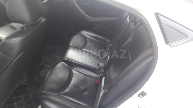 Hyundai Elantra 2011, 108,000 km - 1.8 l - Bakı