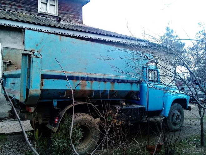 ZIL 130 1992, 220,000 km - 6.0 l - Yardımlı