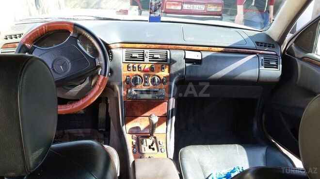 Mercedes E 300 1999, 362,548 km - 3.0 l - Lənkəran