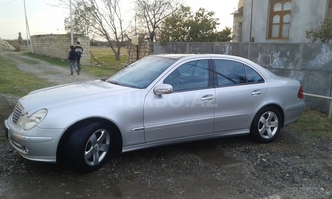 Mercedes E 240 2003, 163,250 km - 2.6 l - Bərdə