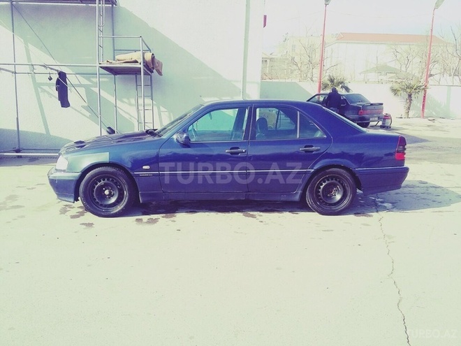 Mercedes C 180 2000, 315,000 km - 0.2 л - Bakı