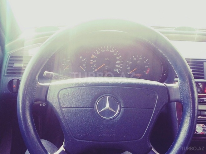 Mercedes C 180 2000, 315,000 km - 0.2 л - Bakı