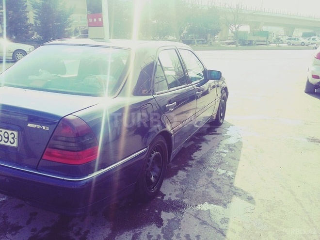 Mercedes C 180 2000, 315,000 km - 0.2 л - Bakı