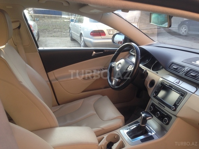 Volkswagen Passat 2010, 119,000 km - 2.0 l - Sumqayıt