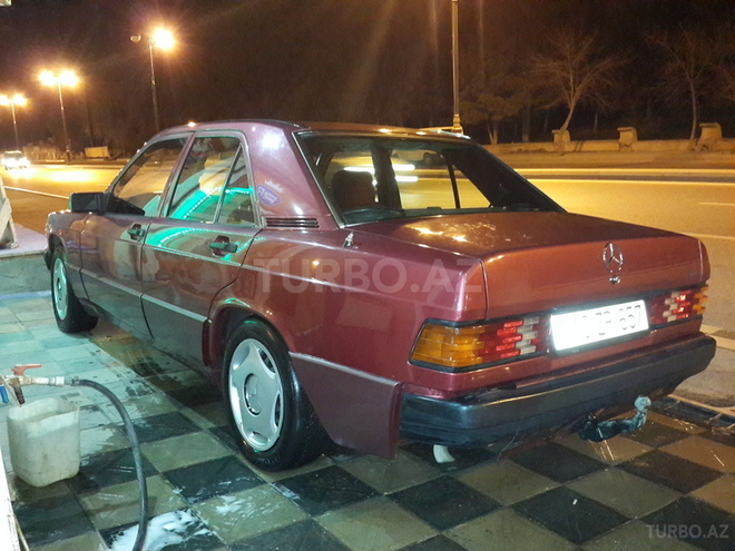 Mercedes 190 1991, 300,000 km - 2.0 l - Bakı