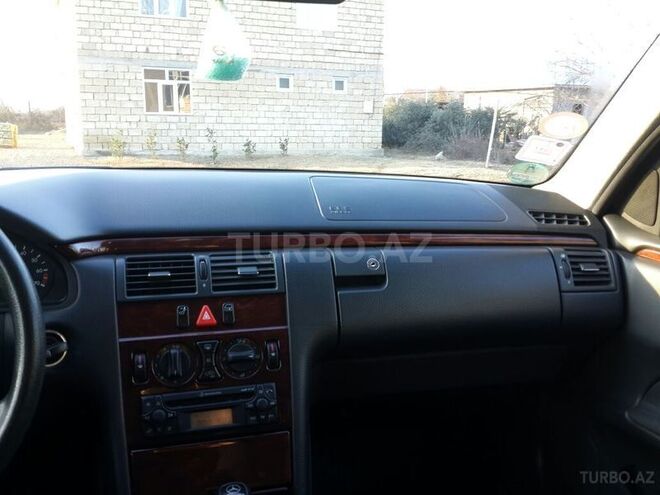Mercedes E 240 2000, 199,000 km - 2.4 l - Lənkəran