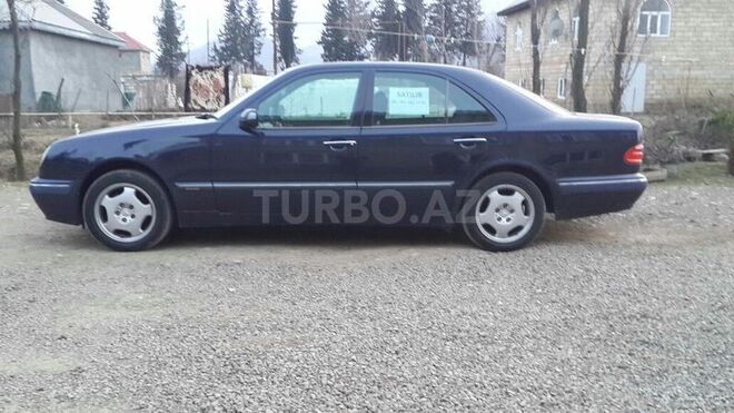 Mercedes E 240 2000, 199,000 km - 2.4 l - Lənkəran
