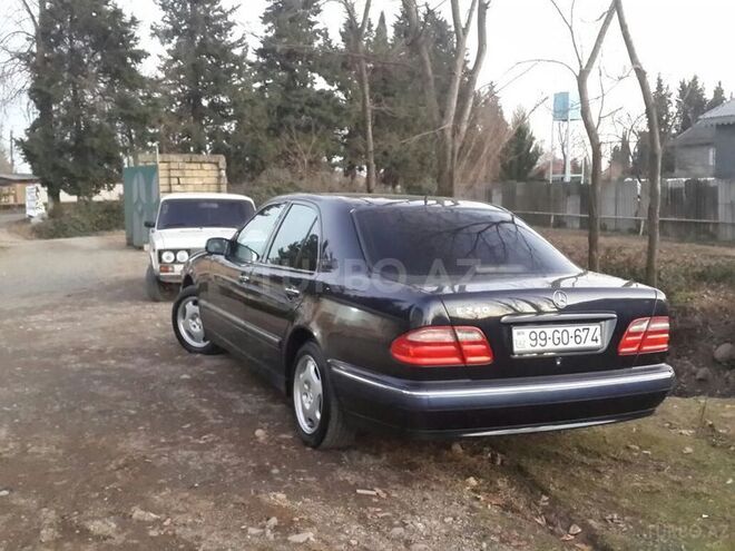 Mercedes E 240 2000, 199,000 km - 2.4 l - Lənkəran