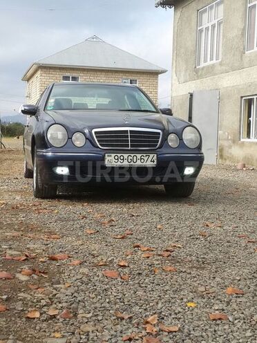 Mercedes E 240 2000, 199,000 km - 2.4 l - Lənkəran