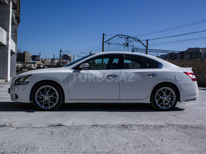 Nissan Maxima 2010, 87,000 km - 3.5 l - Bakı