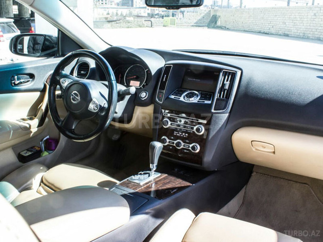 Nissan Maxima 2010, 87,000 km - 3.5 l - Bakı