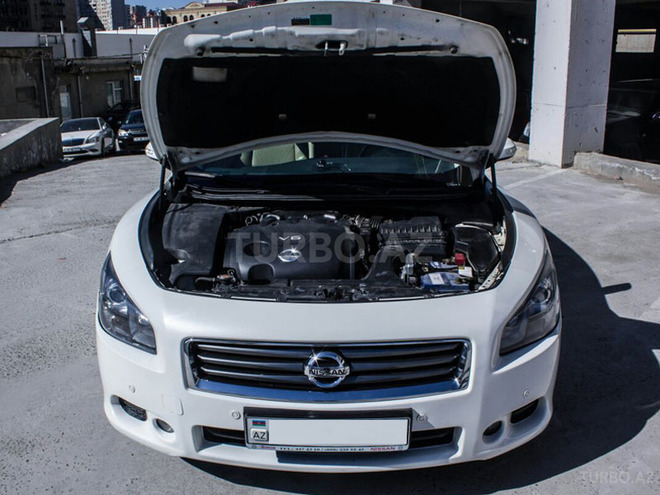 Nissan Maxima 2010, 87,000 km - 3.5 l - Bakı