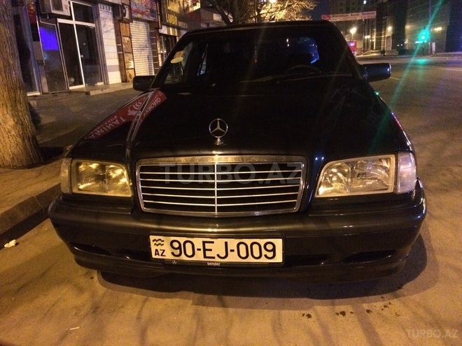 Mercedes C 180 1999, 357,000 km - 1.8 l - Bakı