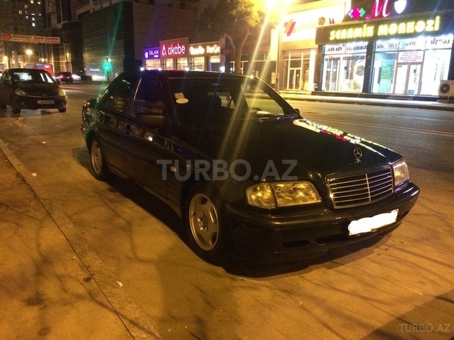 Mercedes C 180 1999, 357,000 km - 1.8 l - Bakı