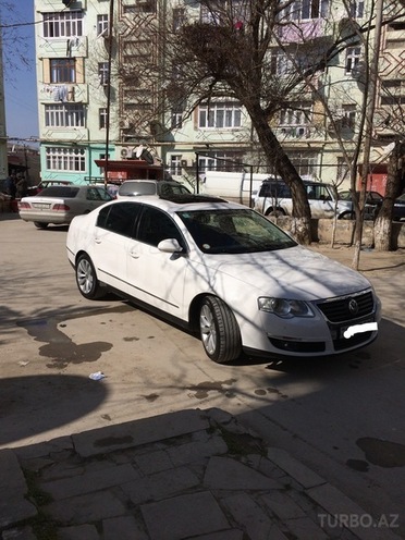 Volkswagen Passat 2009, 143,075 km - 1.8 л - Xırdalan
