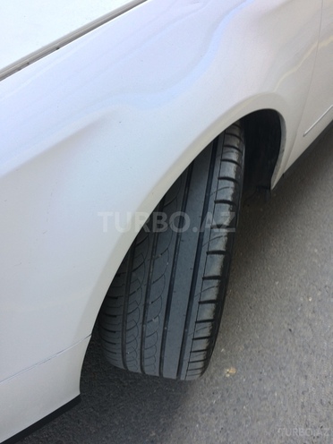 Volkswagen Passat 2009, 143,075 km - 1.8 л - Xırdalan