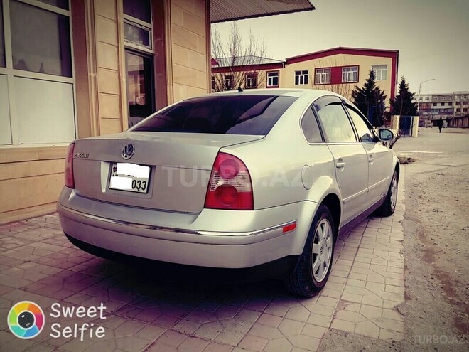 Volkswagen Passat 2004, 195,500 km - 1.8 l - Sumqayıt