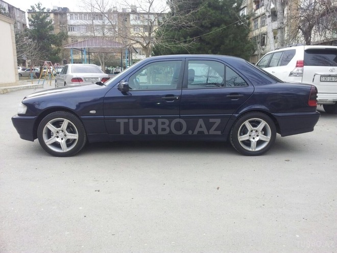 Mercedes A 180 1999, 237,000 km - 1.8 l - Bakı
