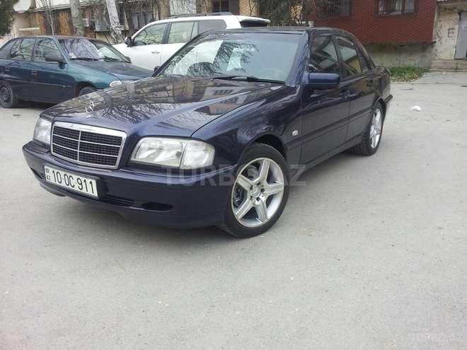 Mercedes A 180 1999, 237,000 km - 1.8 l - Bakı