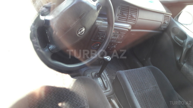 Opel Vectra 1997, 326,423 km - 2.0 l - Bakı