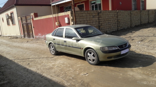 Opel Vectra 1997, 326,423 km - 2.0 l - Bakı