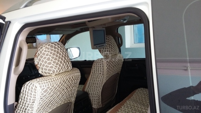 Toyota Land Cruiser 2010, 5,600 km - 4.0 l - Bakı