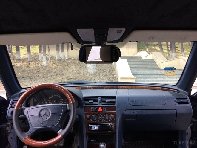 Mercedes C 220 1998, 310,000 km - 2.2 l - Sumqayıt