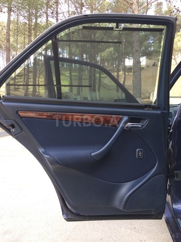 Mercedes C 220 1998, 310,000 km - 2.2 l - Sumqayıt
