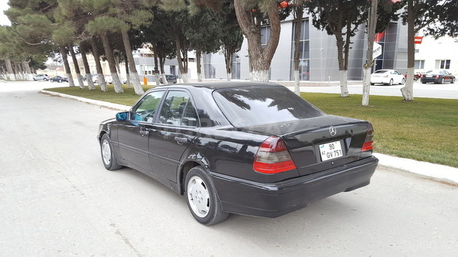 Mercedes C 230 1997, 225,680 km - 2.3 l - Bakı