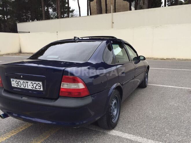 Opel Vectra 1998, 288,000 km - 2.0 l - Sumqayıt