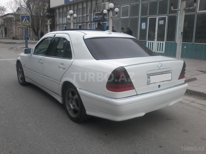 Mercedes C 230 1998, 238,000 km - 2.3 l - Sumqayıt